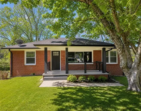 221 Napoleon Drive Sw, Atlanta, GA 30314