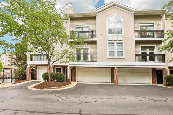 4246 River Green Drive Nw #210, Atlanta, GA 30327