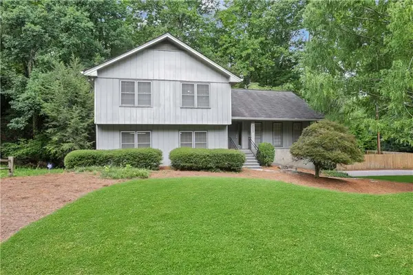4960 Hidden Branches Circle, Dunwoody, GA 30338