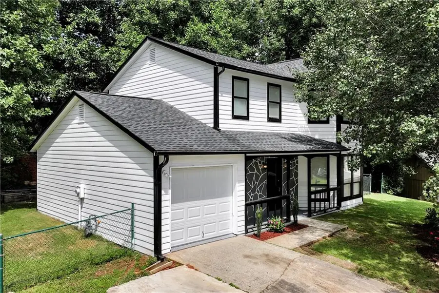 556 Sunfield Drive Nw, Lilburn, GA 30047 - #2
