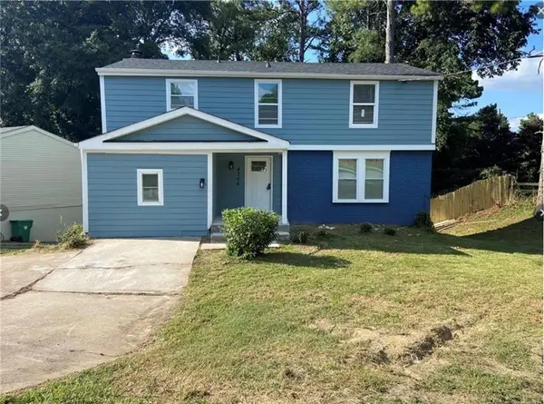 4304 Village Square Lane, Stone Mountain, GA 30083