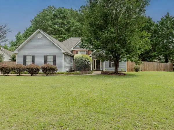 300 Greenleaf Court, Loganville, GA 30052