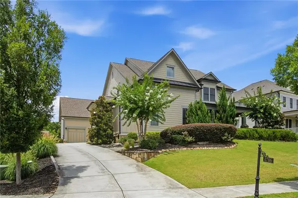 4786 Olde Village Cove, Dunwoody, GA 30338