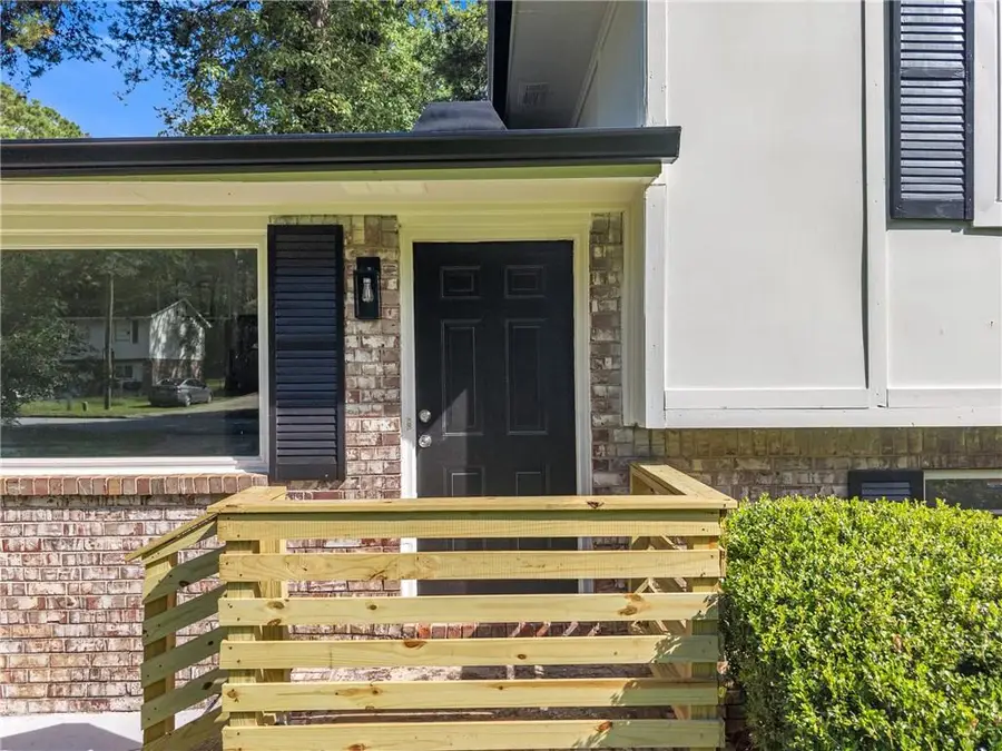 170 Peachtree Court, Riverdale, GA 30274 - #3
