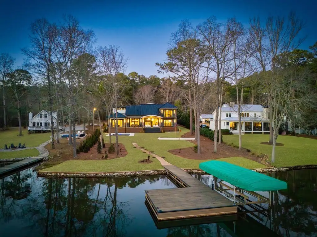 298 W River Bend Drive, Eatonton, GA 31024 - #1