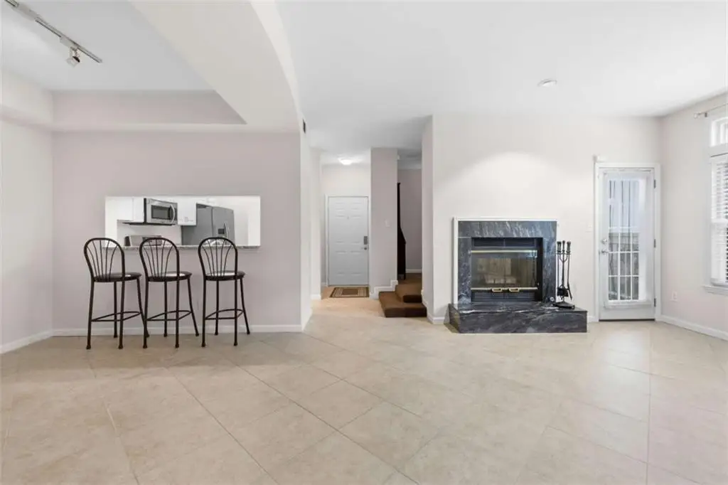 240 Renaissance Parkway Ne #211, Atlanta, GA 30308 - #1