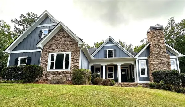 47 Stone Gate Drive Nw, Cartersville, GA 30120