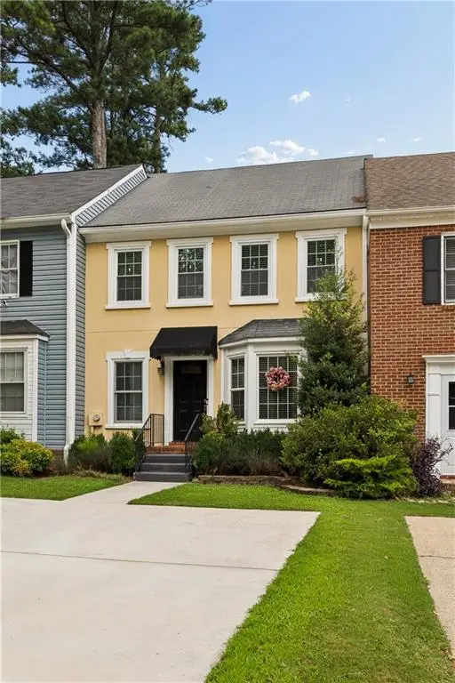 565 Salem Woods Drive Se, Marietta, GA 30067
