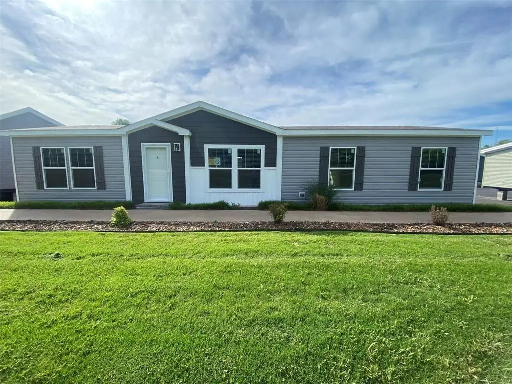 320 Thomas Street, Eatonton, GA 31024 - #1