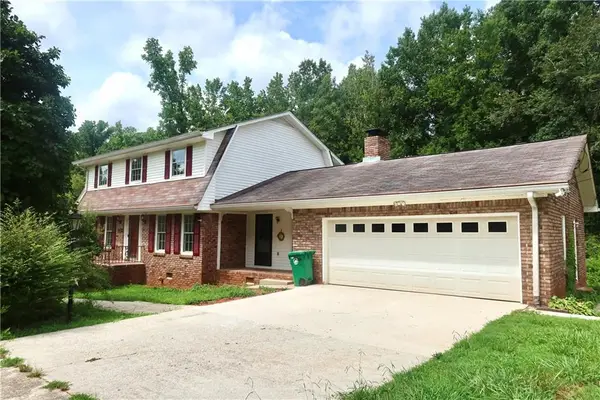 4213 Autumn Hill Drive, Stone Mountain, GA 30083