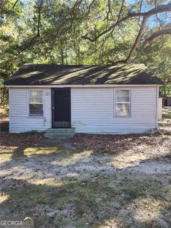 6917 Rockbridge Road, Stone Mountain, GA 30087