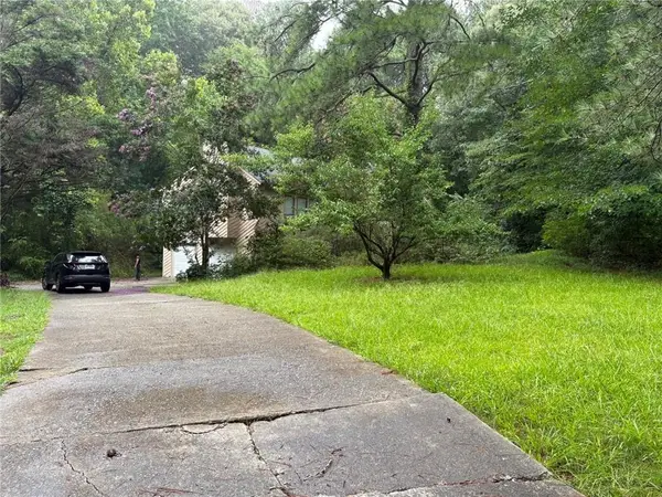 3919 Leach Road, Snellville, GA 30039