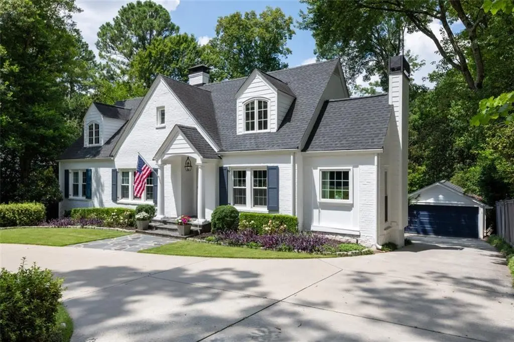 3590 Ivy Road Ne, Atlanta, GA 30342 - #1