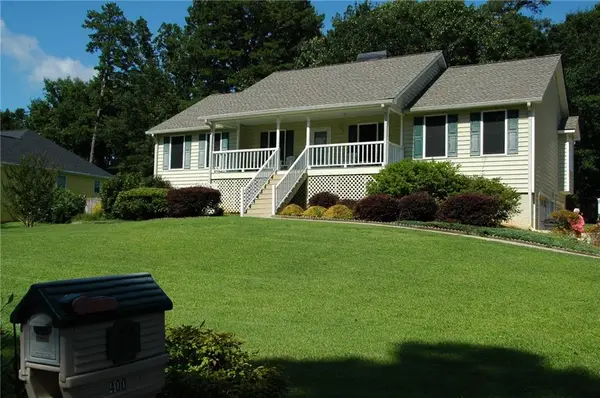 400 Lambeth Drive, Hiram, GA 30141