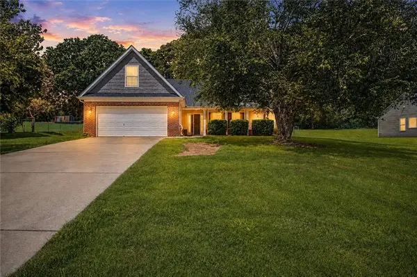1438 Solomon Drive, Winder, GA 30680