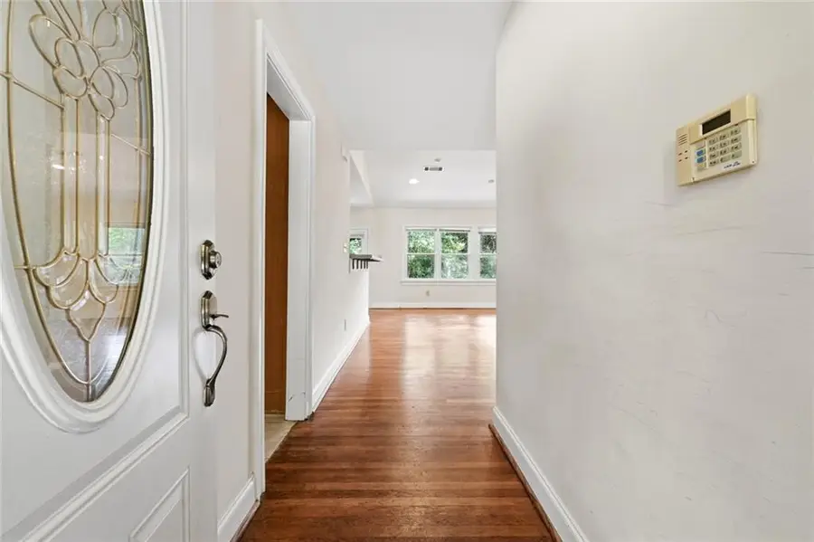 208 Midvale Drive Ne, Atlanta, GA 30342 - #2