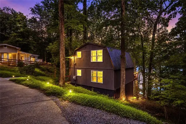 6995 Lakeside Place, Gainesville, GA 30506