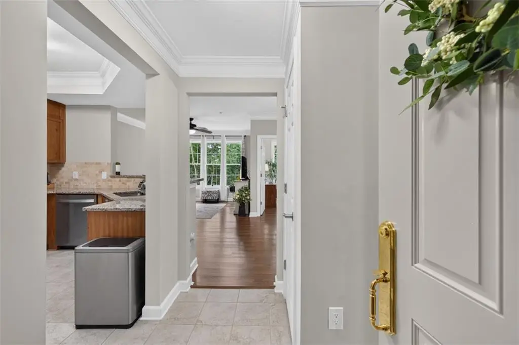 335 Ashford Circle, Dunwoody, GA 30338 - #1