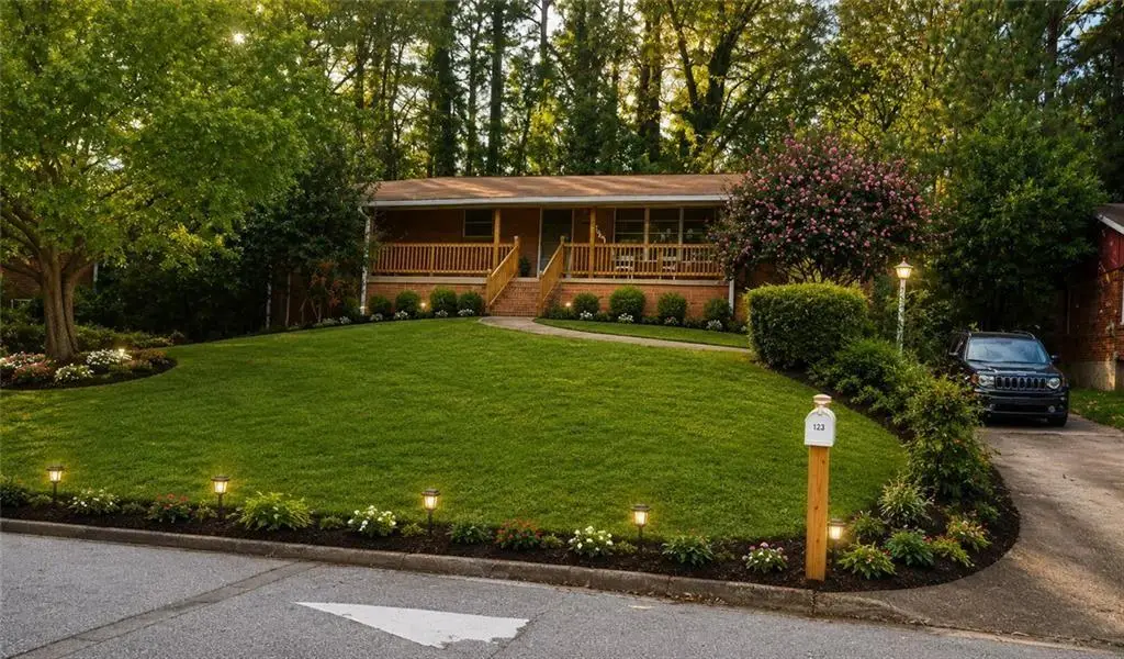 1723 Fort Valley Drive Sw, Atlanta, GA 30311 - #1