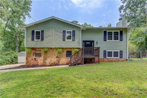 1298 Oakcrest Court Sw, Lilburn, GA 30047