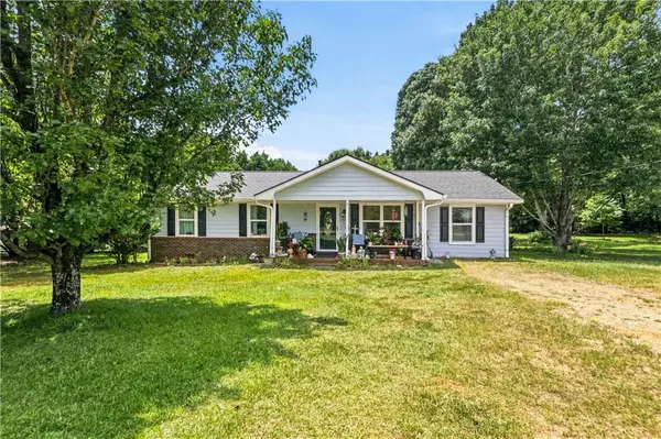 614 Strickland Road, Locust Grove, GA 30248