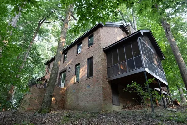 2064 Palmer Ct Court, Lawrenceville, GA 30043