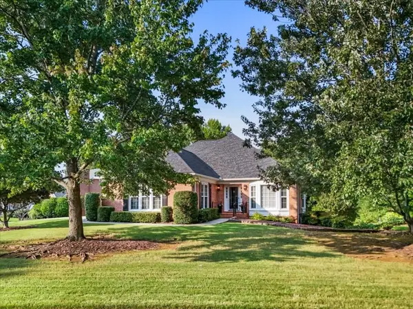 385 Carybell Lane, Alpharetta, GA 30004