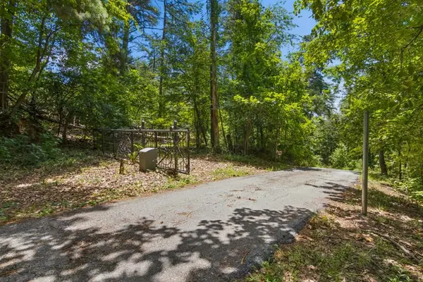 2709 Jamerson Road, Marietta, GA 30066