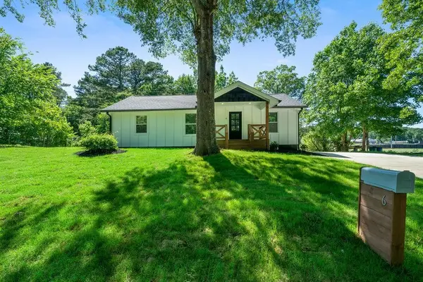 6 W Point Drive Se, Lindale, GA 30147