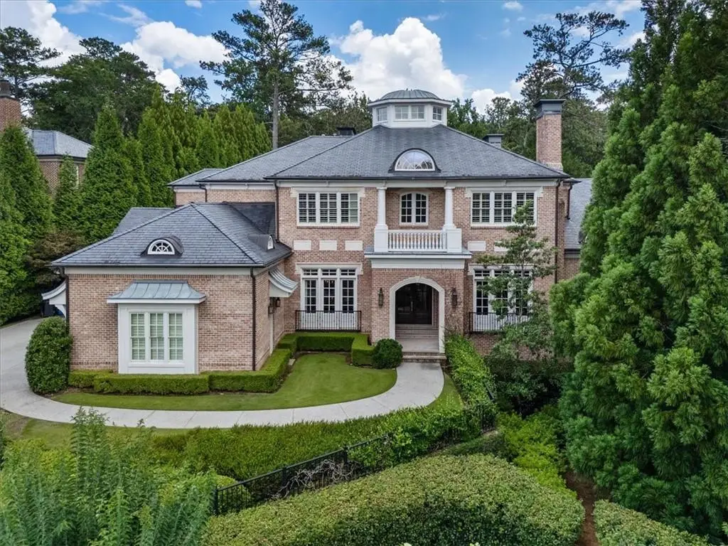 3225 W Paces Park Court Nw, Atlanta, GA 30327 - #1