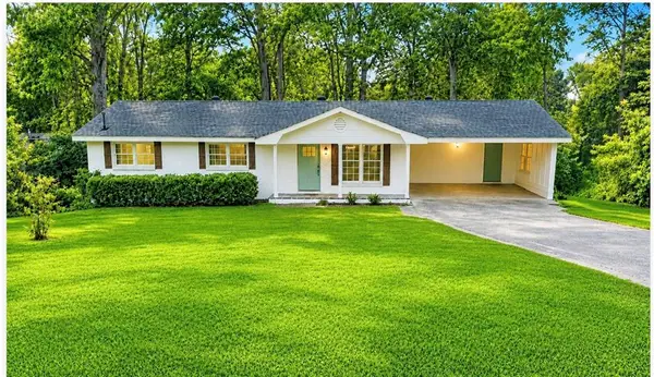 6356 Fitzgerald Lane, Austell, GA 30168