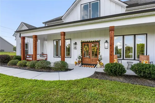 1225 Rocky Creek Road, Locust Grove, GA 30248
