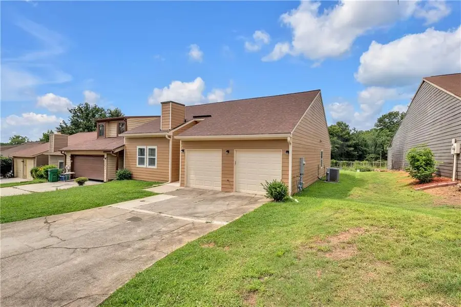 1541 Burnstone Drive, Stone Mountain, GA 30088 - #2