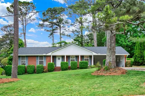 5597 Bob White Circle, Lilburn, GA 30047