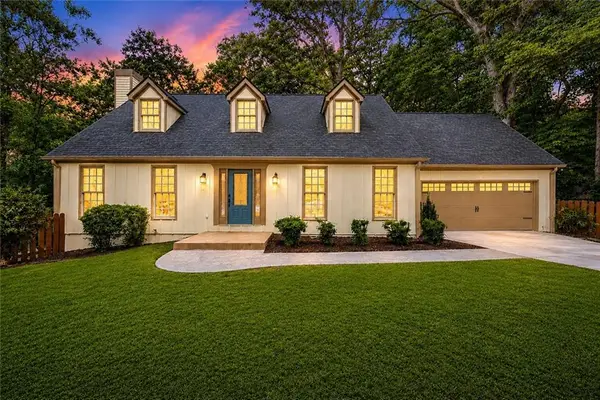 1476 W Lake Drive, Gainesville, GA 30501