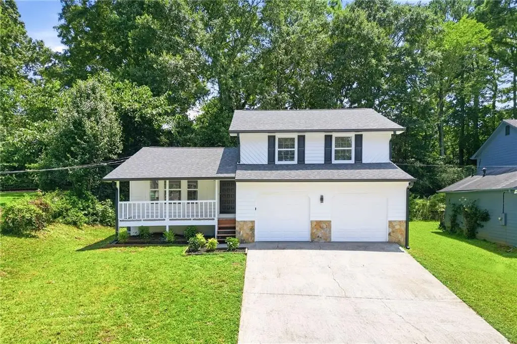 5641 Clifton Place, Stone Mountain, GA 30087 - #1