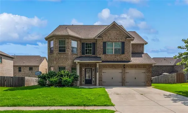 419 Live Oak Pass, Loganville, GA 30052