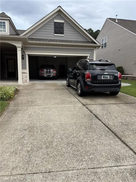 124 Wood Hollow Drive, Woodstock, GA 30188