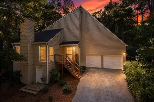 410 N Eagles Bluff, Alpharetta, GA 30022