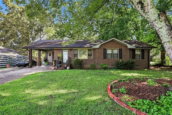 6065 Monica Drive, Morrow, GA 30260