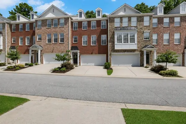 3749 Chattahoochee Summit Drive, Atlanta, GA 30339