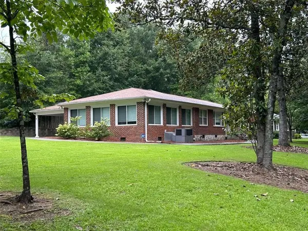 305 Oak Avenue, Carrollton, GA 30117