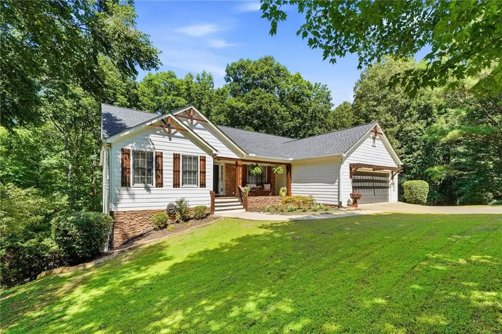 212 Oak Hollow Court, White, GA 30184 - #1