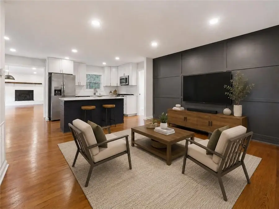26 Vanguard Circle Sw, Marietta, GA 30060 - #2
