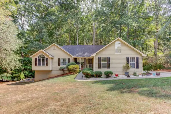 3244 Holly Stand Court, Loganville, GA 30052