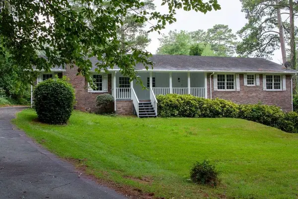 2016 Gibralter Way, Conyers, GA 30012