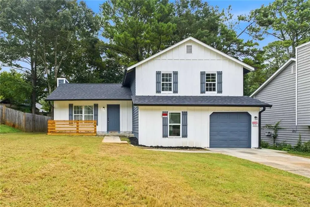 917 Lake Watch Drive, Stone Mountain, GA 30088 - #1