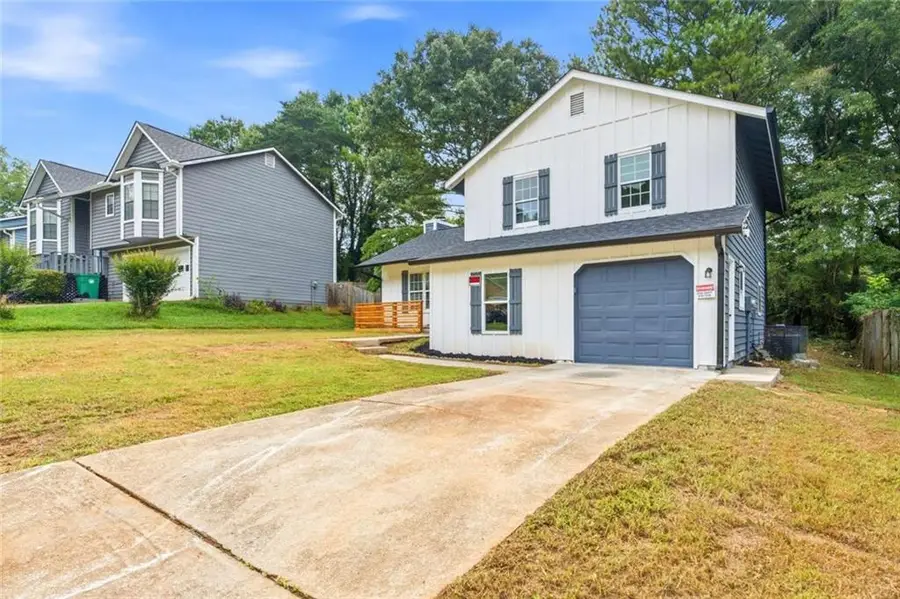 917 Lake Watch Drive, Stone Mountain, GA 30088 - #3