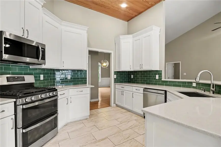 2531 Apalachee Run Way, Dacula, GA 30019 - #3
