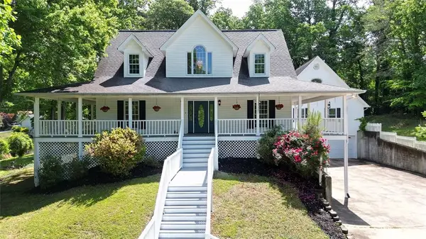 3426 Clarks Bridge Road, Gainesville, GA 30506